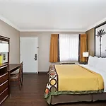 Super 8 By Wyndham Los Angeles-Culver City Area