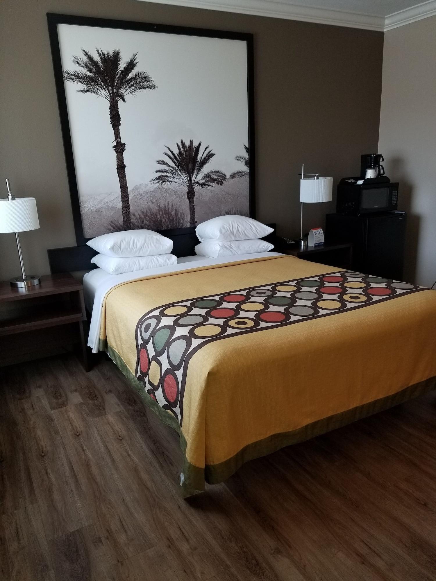 Super 8 By Wyndham Angeles-culver Area 2*