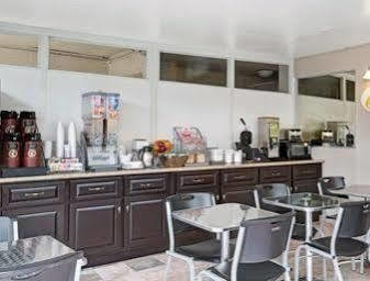 Super 8 By Wyndham Angeles-culver Area Hotel Los Angeles